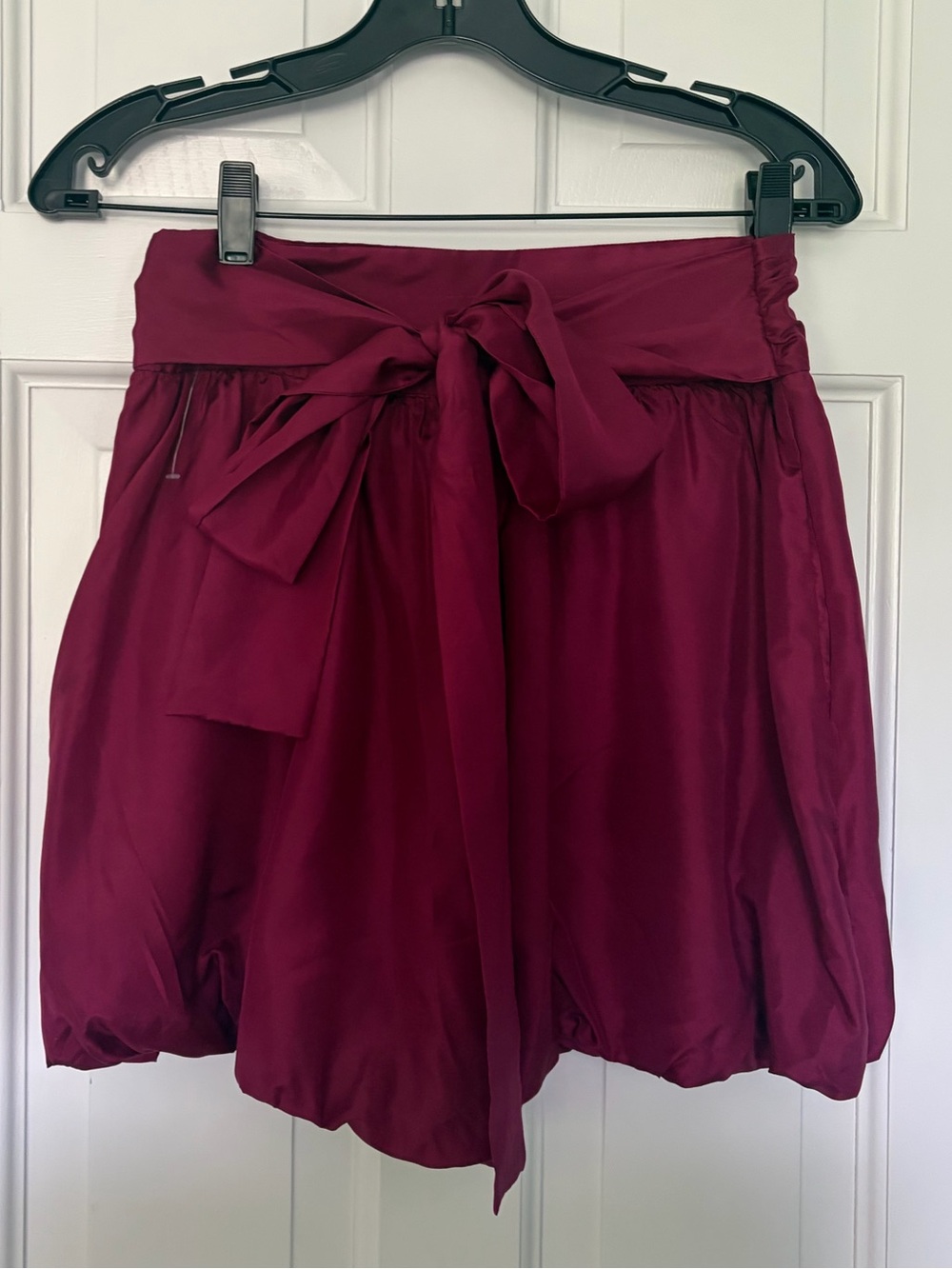 100% Silk High-Waist Bubble Shorts in Berry VINTAGE NEVER BEEN WORN - Picture 2 of 9